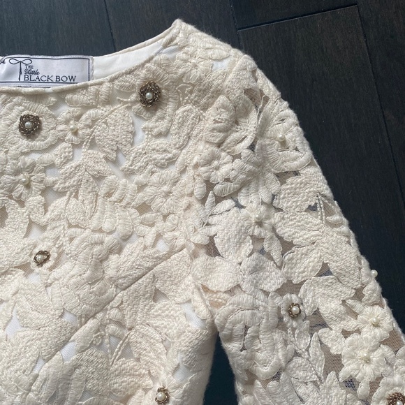 The Little Black Bow Lehenga - Top, Skirt, Waist Belt and Dupatta - Picture 6 of 17